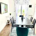 D&A Apartment With Private Swimming Pool