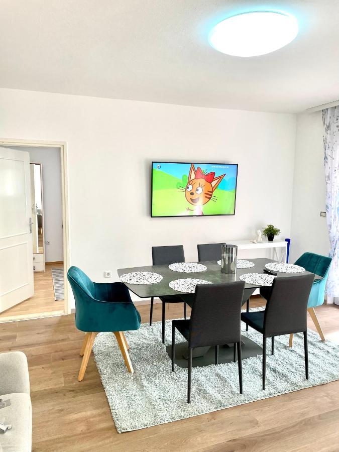 Apartment D&a With Private Swimming Pool